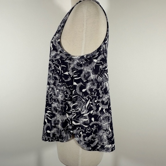 Athleta Tunic Tank Top Blue White Floral Size M Modal Blend - Picture 5 of 11